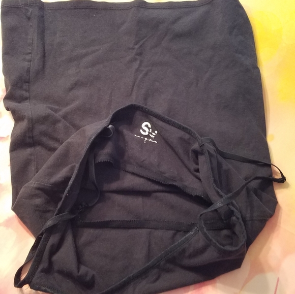 Black Tank Top - Picture 2 of 4